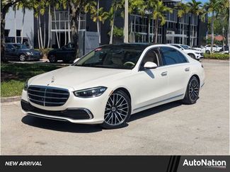 Used 2023 Mercedes-Benz S 500 4MATIC video 1