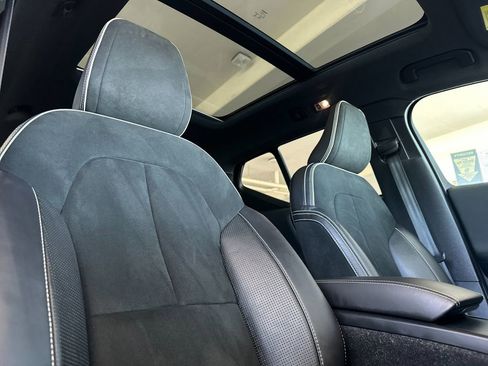 Used 2020 Volvo XC40 T5 R-Design AWD/4WD image 16