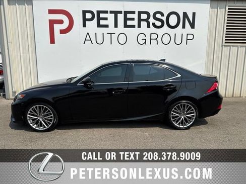 Used 2015 Lexus IS 250 w/ Navigation System Package RWD image 7