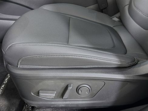 Used 2025 Hyundai Santa Cruz SEL FWD image 22