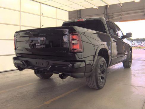 Used 2025 RAM 1500 Big Horn AWD/4WD image 4