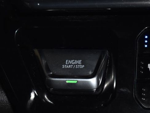 Used 2022 GMC Sierra 1500 AT4 image 26