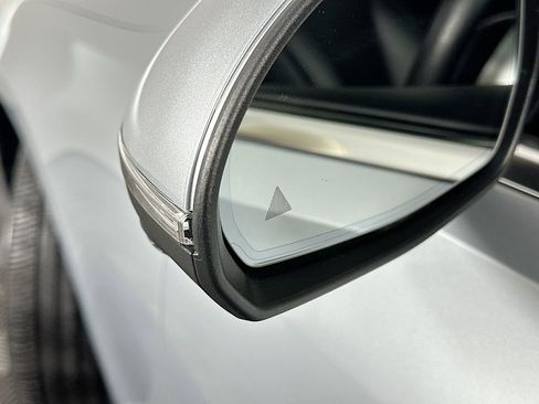 Used 2022 Mercedes-Benz C 300 4MATIC Sedan w/ Exclusive Trim Package image 20