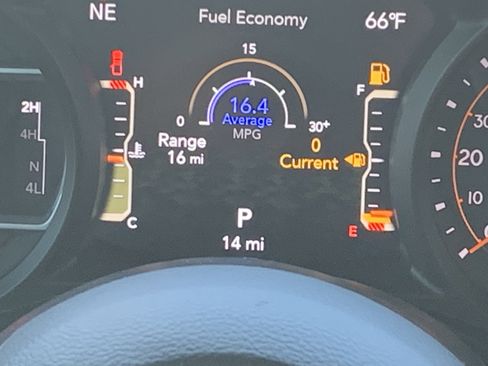 New 2025 Jeep Gladiator Sport image 20