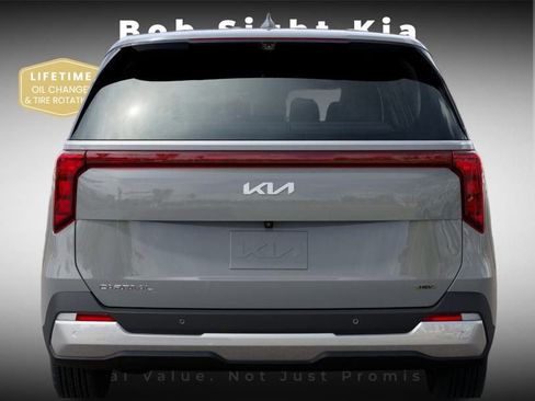 New 2026 Kia Carnival EX image 13