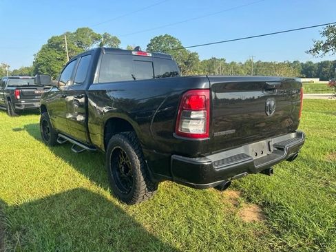 Used 2019 RAM 1500 Big Horn RWD image 10