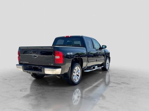 Used 2013 Chevrolet Silverado 1500 LTZ w/ LTZ Plus Package AWD/4WD image 6
