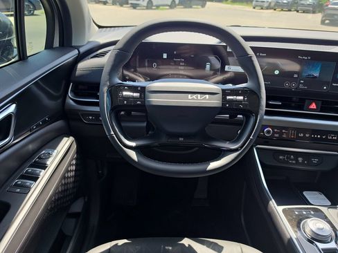 New 2027 Kia Carnival SX w/ Dark Edition Package FWD image 13