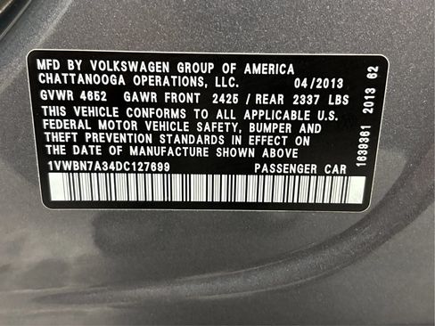 Used 2013 Volkswagen Passat TDI SE FWD image 28
