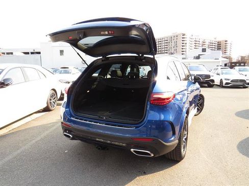 Used 2025 Mercedes-Benz GLC 300 4MATIC image 30
