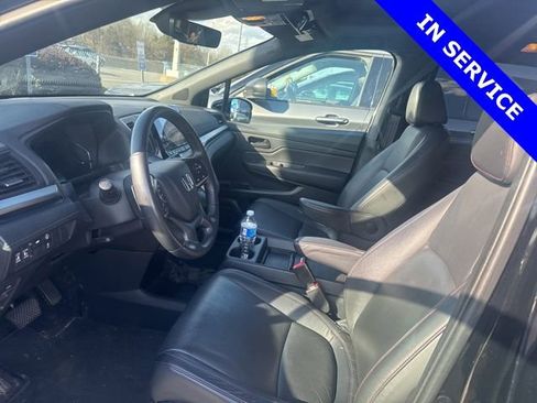 Used 2023 Honda Odyssey Sport image 7