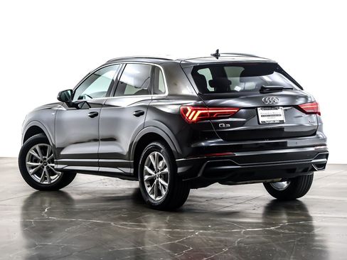 Used 2021 Audi Q3 2.0T Premium w/ Convenience Package image 12