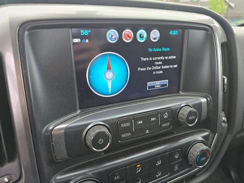 Used 2017 Chevrolet Silverado 1500 LT w/ LT Convenience Package AWD/4WD image 29