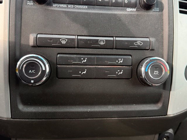 Used 2010 Nissan Xterra Off-Road AWD/4WD image 20