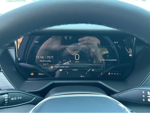 New 2025 GMC Acadia Elevation image 22