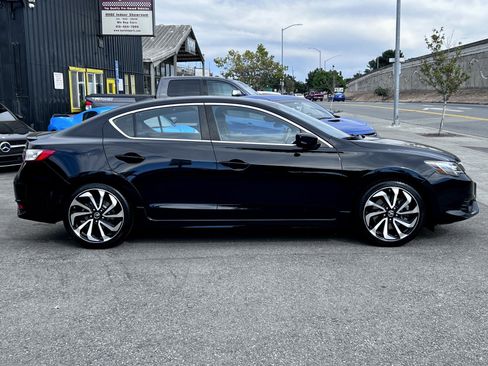 Used 2016 Acura ILX FWD image 5