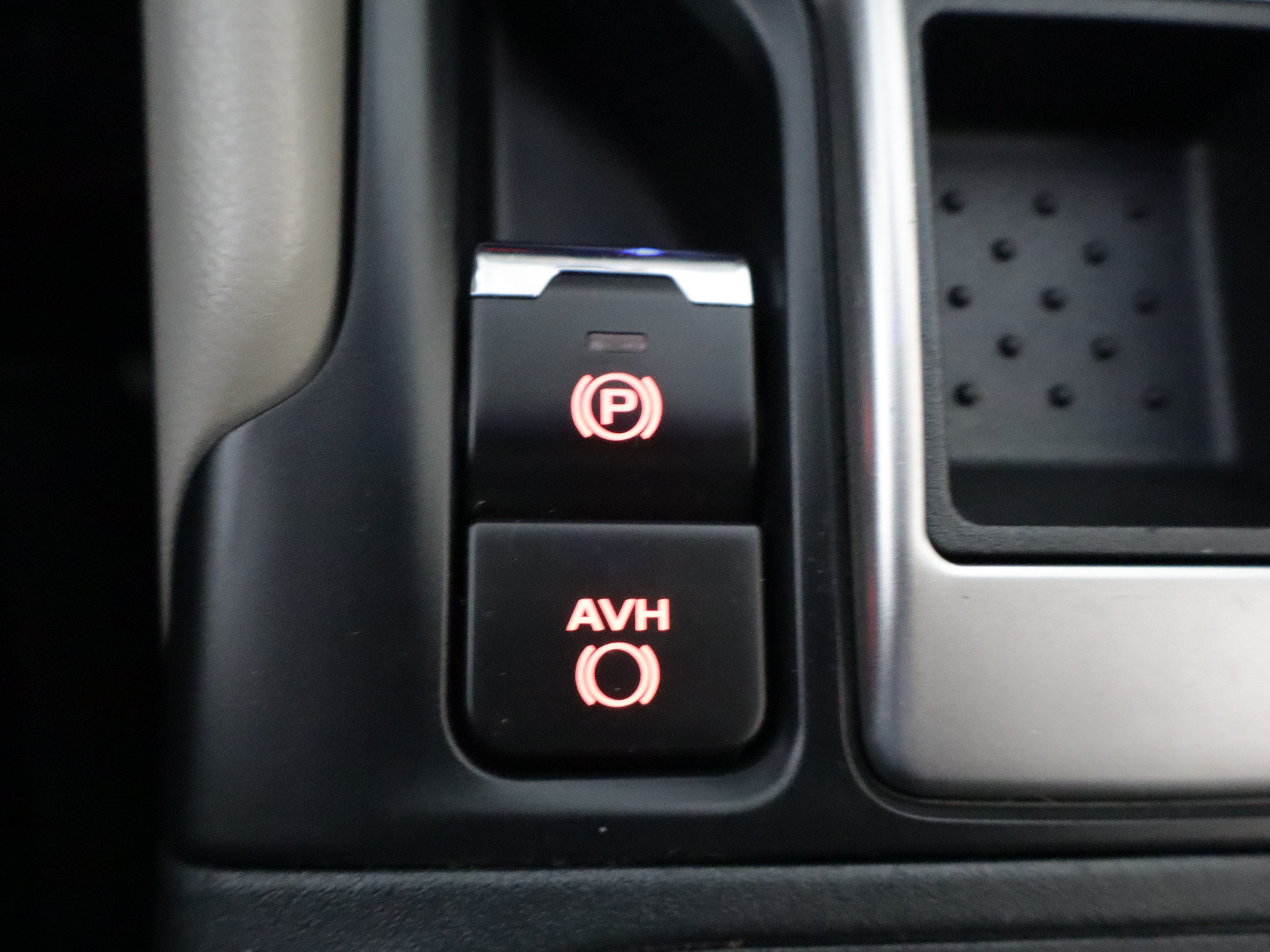 Used 2019 Subaru Forester AWD/4WD image 16
