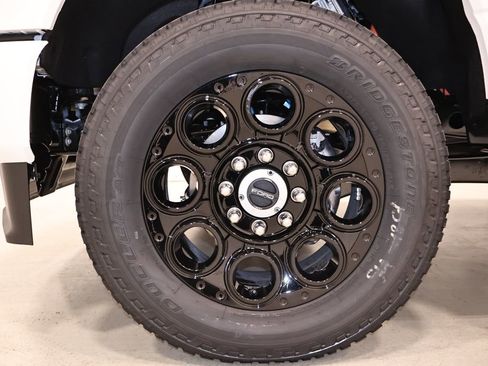New 2026 Ford F350 4x4 Crew Cab Super Duty image 43
