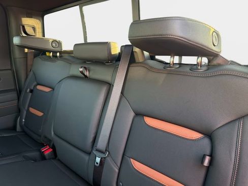 New 2026 GMC Sierra 2500 AT4 w/ AT4 Premium Plus Package AWD/4WD image 12
