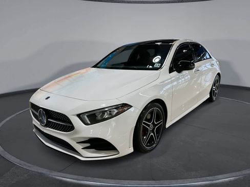 Certified 2021 Mercedes-Benz A 220 4MATIC image 1