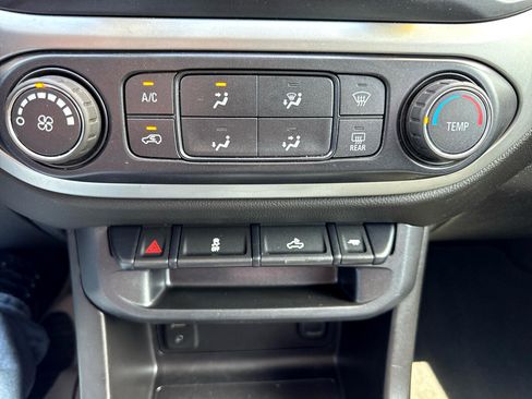 Used 2016 Chevrolet Colorado LT w/ LT Convenience Package image 31