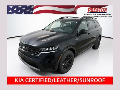 Used 2023 Kia Sorento S w/ Panoramic Sunroof Package