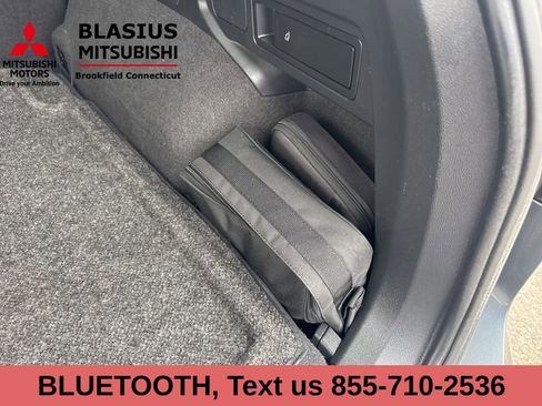 Used 2023 Volkswagen Tiguan SE R-Line AWD/4WD image 13