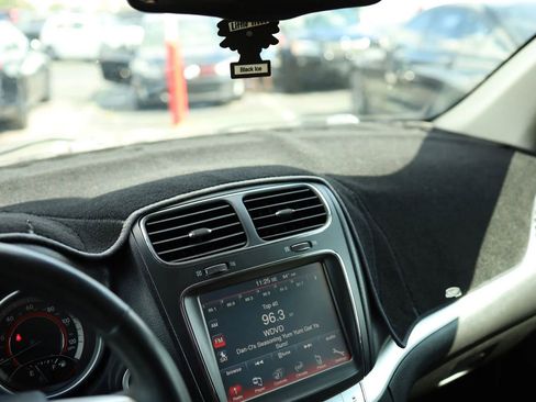 Used 2018 Dodge Journey GT w/ Driver Convenience Group image 25