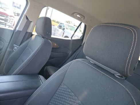 Used 2020 GMC Terrain SLE w/ Driver Convenience Package image 12