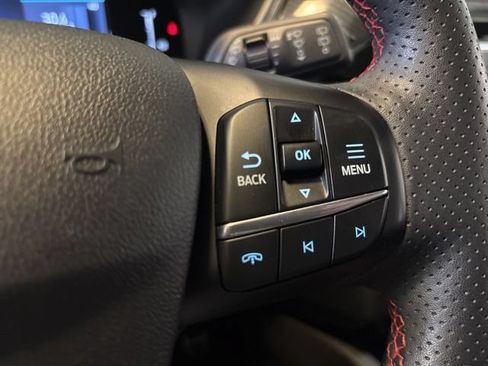 Used 2024 Ford Escape ST-Line AWD/4WD image 16