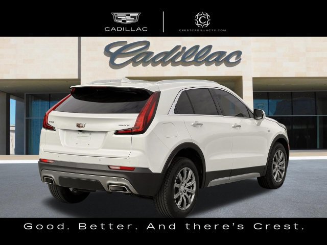Used 2022 Cadillac XT4 Premium Luxury w/ Technology Package FWD image 3