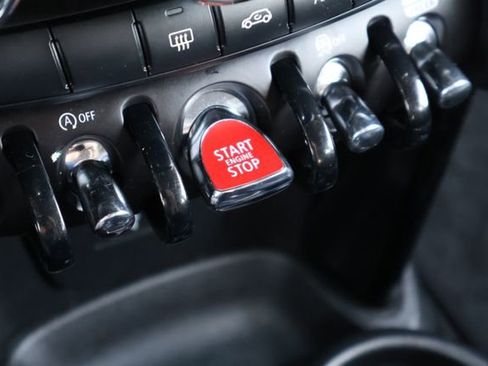 Used 2022 MINI Cooper S image 7