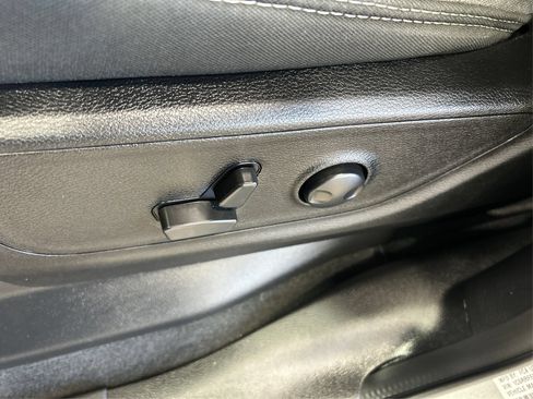 Used 2022 RAM 1500 Big Horn AWD/4WD image 16