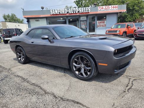 Used 2017 Dodge Challenger SXT Plus RWD image 2