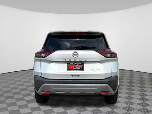 Used 2021 Nissan Rogue SL w/ Premium Package AWD/4WD image 5