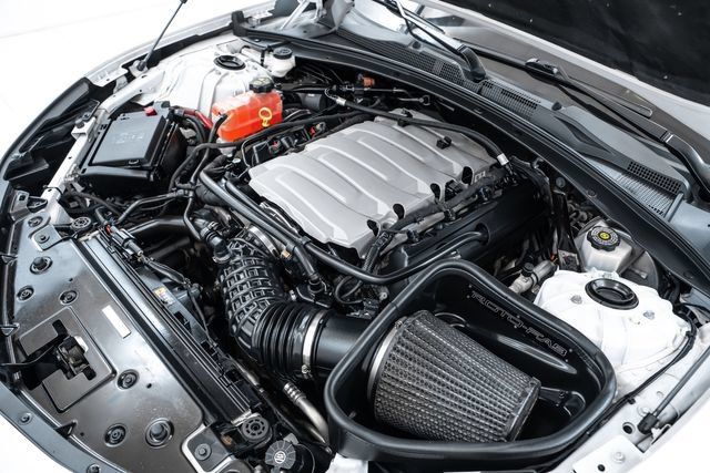 Used 2016 Chevrolet Camaro SS RWD image 31