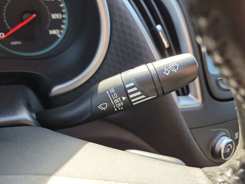 Used 2022 Chevrolet Malibu RS image 29