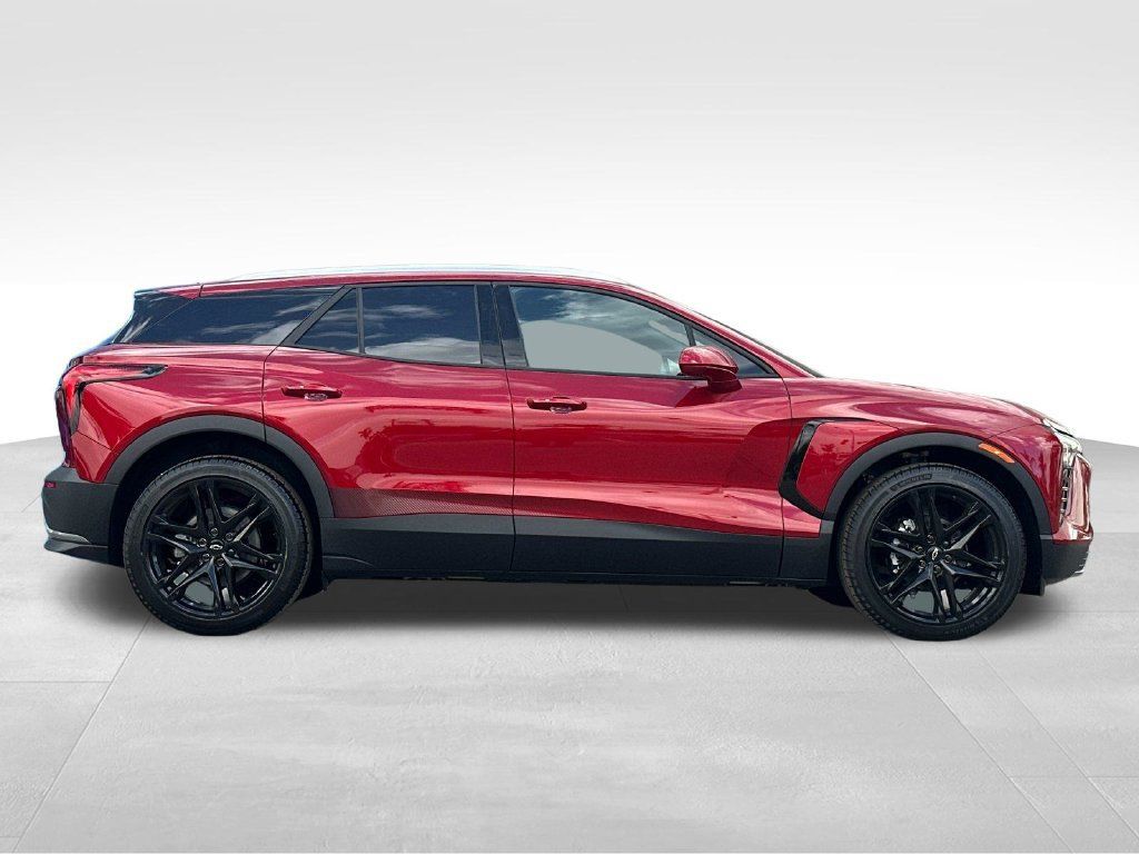 Used 2026 Chevrolet Blazer EV LT w/ LPO, Blackout Package FWD image 6
