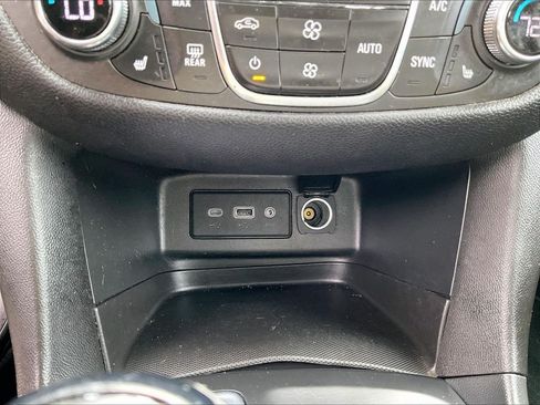 Used 2020 Chevrolet Equinox LT w/ Midnight Edition AWD/4WD image 12