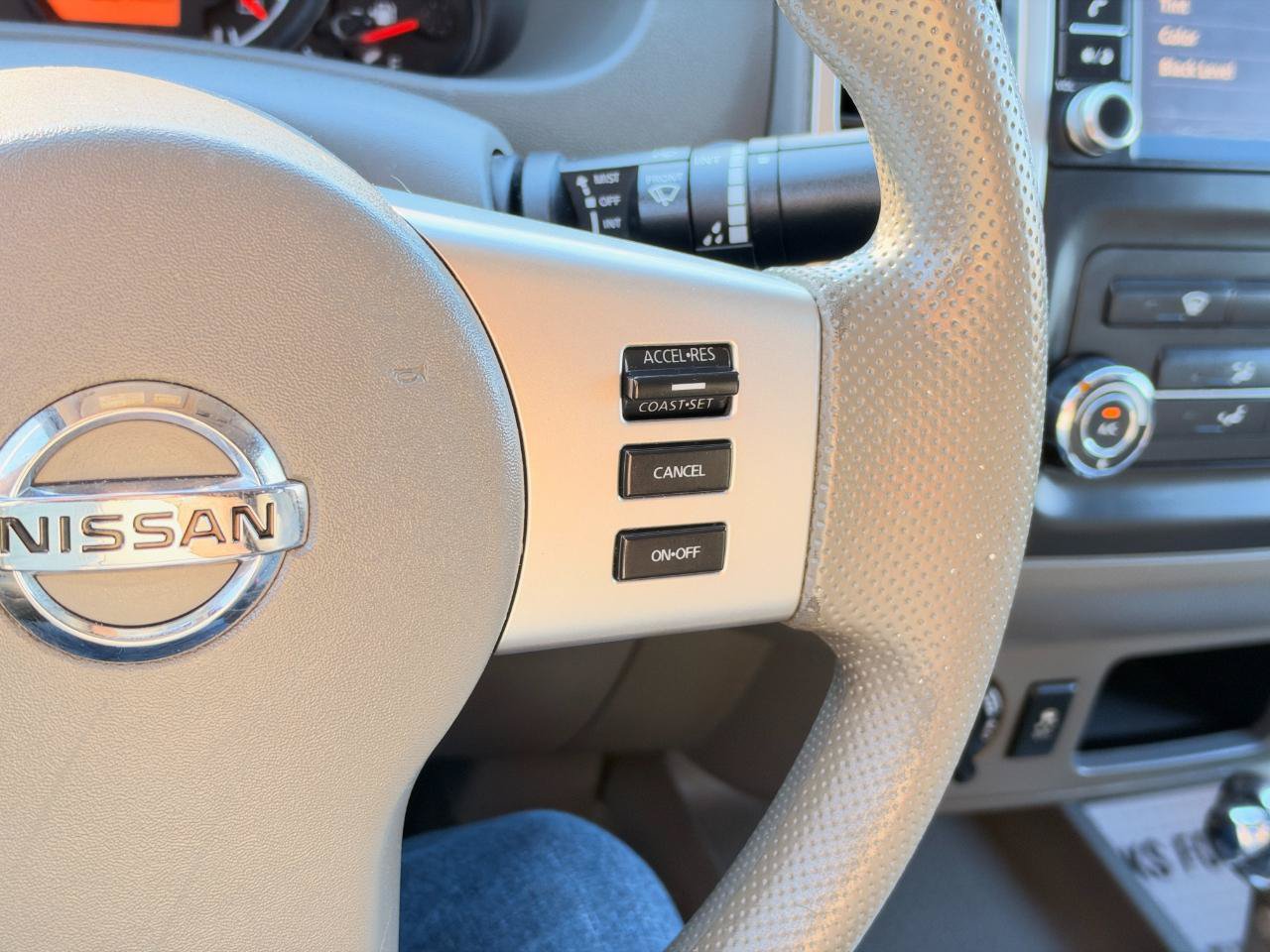 Used 2019 Nissan Frontier SV AWD/4WD image 60