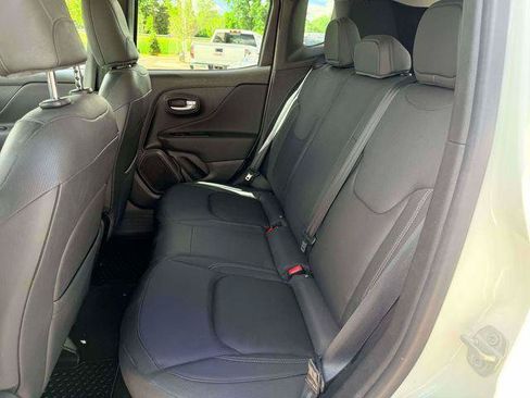 Certified 2023 Jeep Renegade Limited AWD/4WD image 13