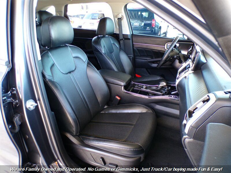 Used 2021 Kia Sorento SX FWD image 30