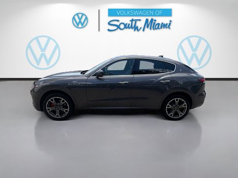 Used 2023 Maserati Levante GT AWD/4WD image 4