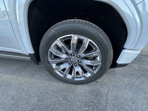 New 2026 GMC Sierra 1500 Denali w/ Denali Reserve Package image 3