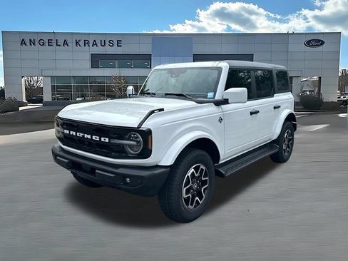 New 2026 Ford Bronco Outer Banks AWD/4WD image 3
