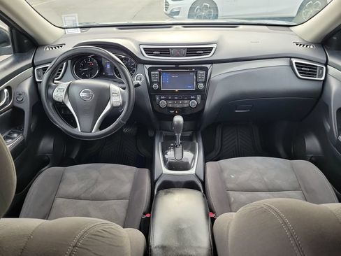 Used 2016 Nissan Rogue AWD image 12