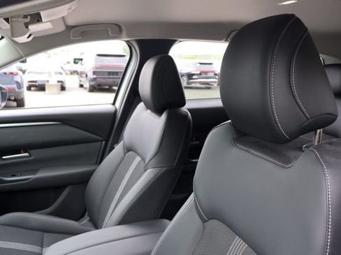 Used 2024 MAZDA CX-50 AWD 2.5 S w/ Weather Package image 10