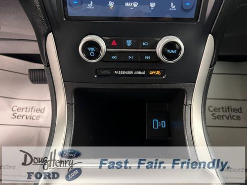 Used 2023 Ford Edge SEL image 46