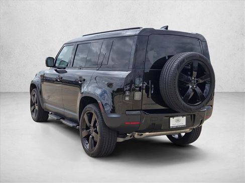 Used 2026 Land Rover Defender 110 S AWD/4WD image 9