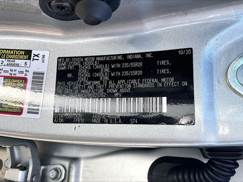 Certified 2021 Toyota Highlander Platinum AWD/4WD image 36